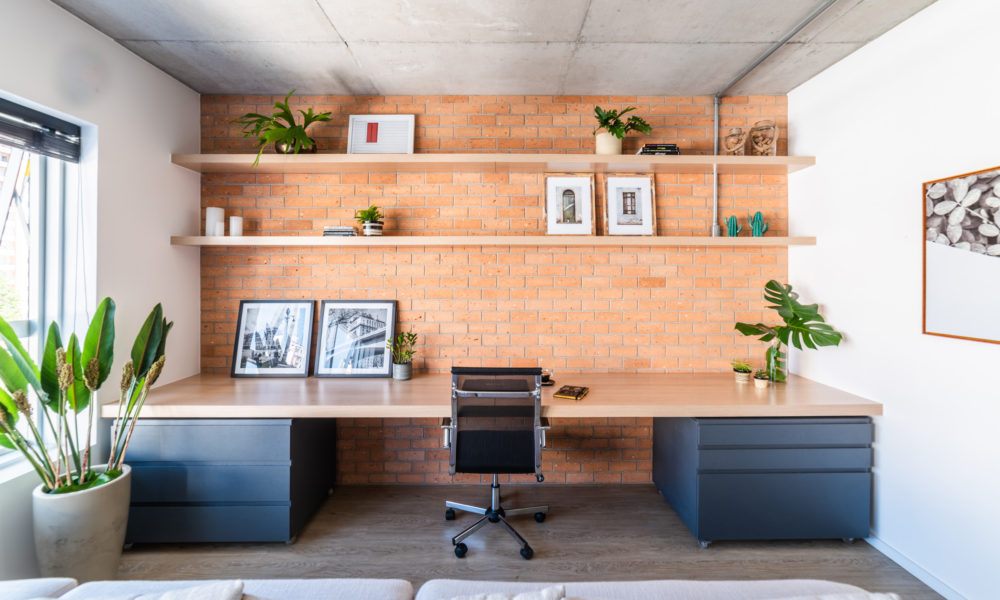 Home office: arquiteta Júlia Guadix reúne dicas para montar um ambiente  prático e funcional em casa – Revista USE